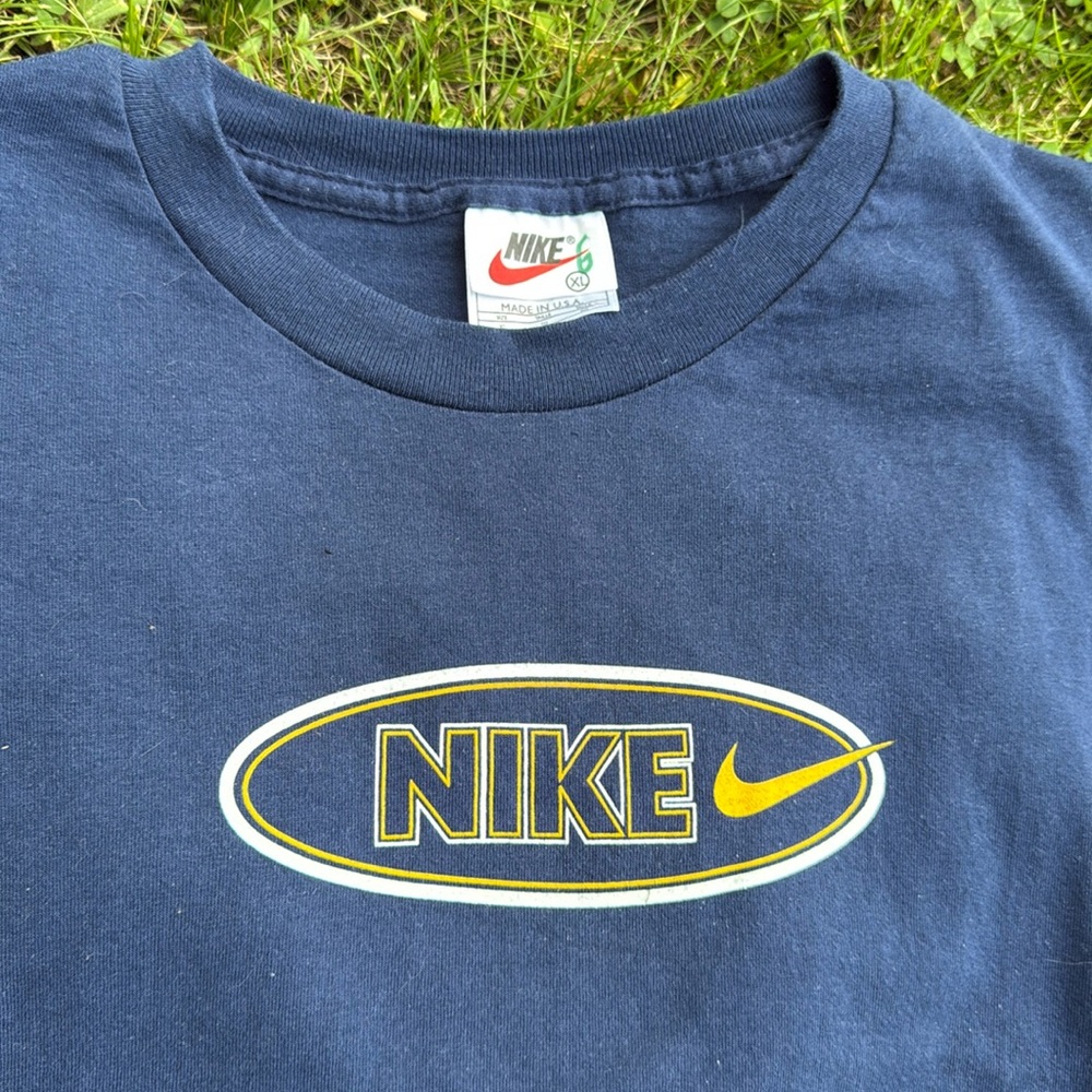 90’s Nike Vintage Long Sleeve T-Shirt - Picture 2 of 7